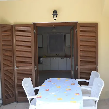 House Anna Nikiti (Sithonia)